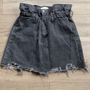 Zara Distressed Blk Denim Skirt - Size Large